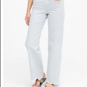 Banana Republic
Women's High-rise Wide-leg Jean Raw Hem